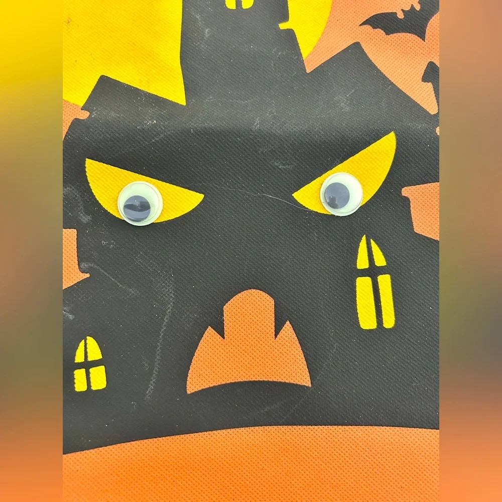New Halloween Trick or Treat bags Totes Spider Haunted House
